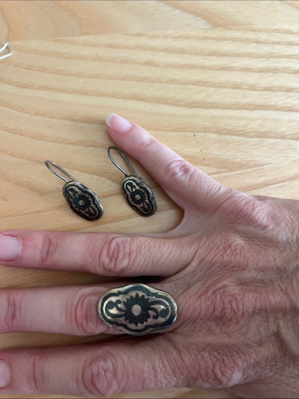 Nielloed ring and earrings